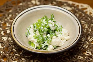 わさび菜と豆腐の和え物